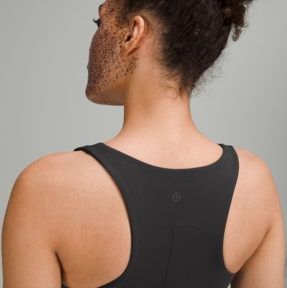 Lululemon InStill Tank. NWT. Size 12 - Picture 2 of 3